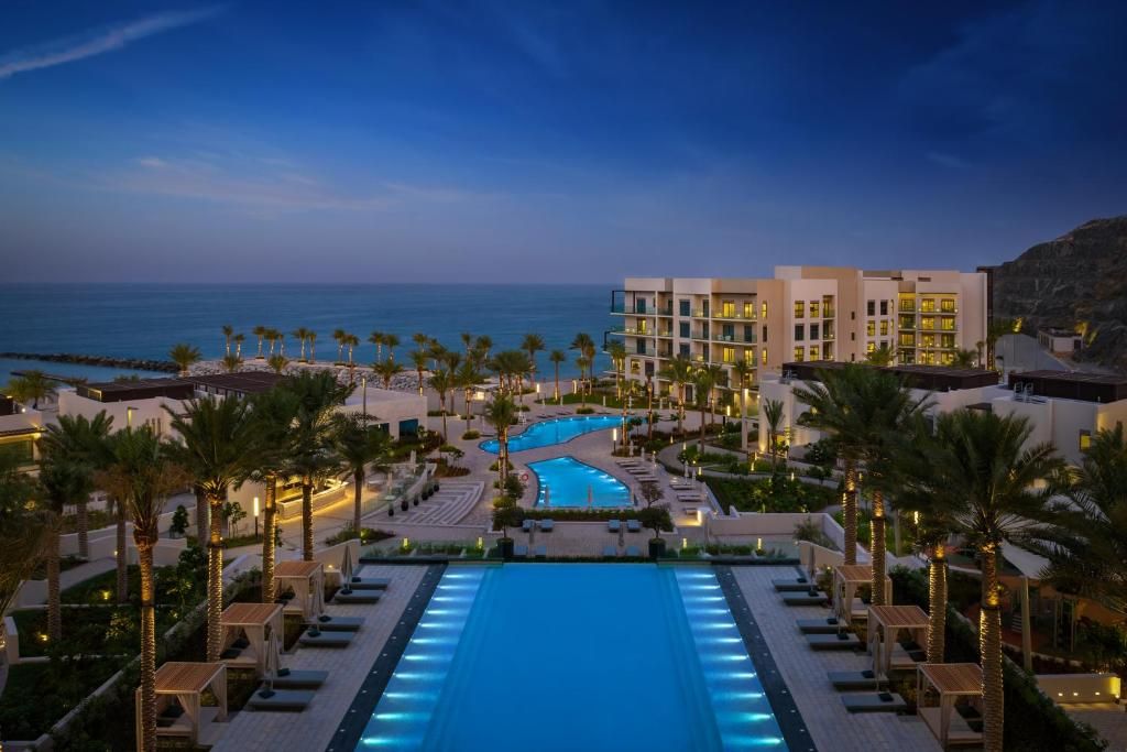 Staycation - 5* Address Beach Resort Fujairah - Stay with Breakfast and Private Beach Access
